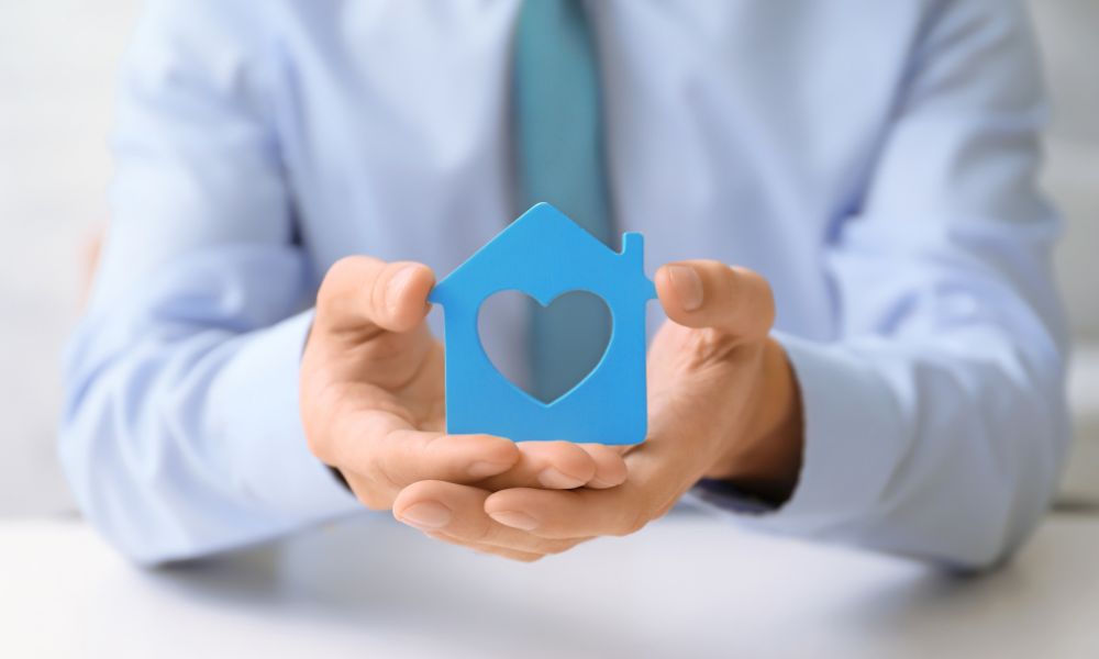 住宅ローン借り換えの手数料相場とは？コストを抑えるポイントと金融機関比較